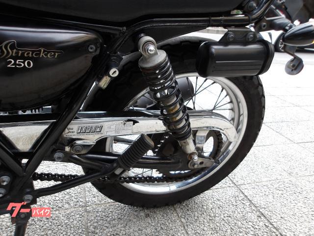 スズキ グラストラッカー　２０１０年モデル　インジェクション　空冷単気筒エンジン 写真28