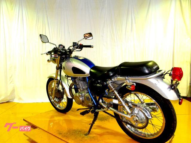 スズキ ＳＴ２５０　Ｅタイプ　２００４年モデル　キャブレター　空冷単気筒エンジン 写真6