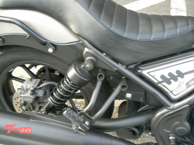 ホンダ レブル２５０　ＡＢＳ　ＢＥＡＭＳサイレンサー　ＯＶＥＲバックステップ　セパハン　２０１９年モデル　インジェクション 写真10
