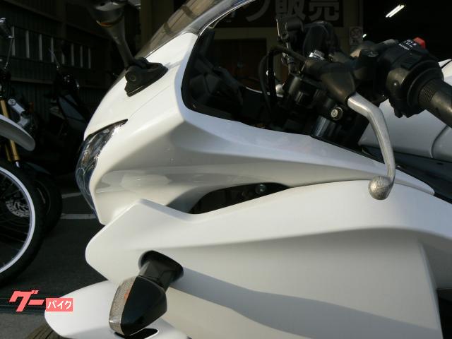ホンダ ＣＢＲ１２５Ｒ　２０１３年モデル　インジェクション　水冷単気筒エンジン搭載 写真18