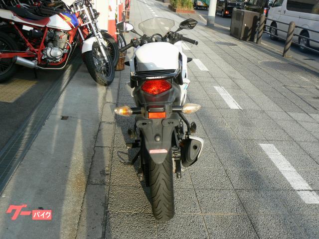 ホンダ ＣＢＲ１２５Ｒ　２０１３年モデル　インジェクション　水冷単気筒エンジン搭載 写真31