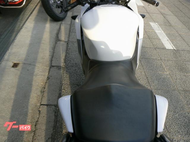ホンダ ＣＢＲ１２５Ｒ　２０１３年モデル　インジェクション　水冷単気筒エンジン搭載 写真34