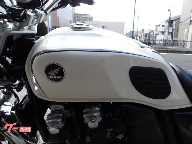 ホンダ ＣＢ１１００ＡＢＳ　２０１０年モデル　インジェクション　空冷４気筒エンジンＤＯＨＣ 写真39