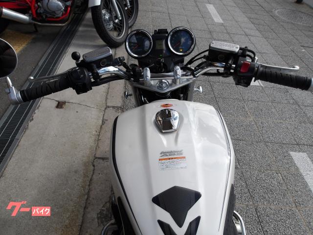 ホンダ ＣＢ１１００ＡＢＳ　２０１０年モデル　インジェクション　空冷４気筒エンジンＤＯＨＣ 写真56
