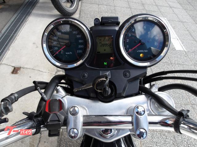 ホンダ ＣＢ１１００ＡＢＳ　２０１０年モデル　インジェクション　空冷４気筒エンジンＤＯＨＣ 写真57