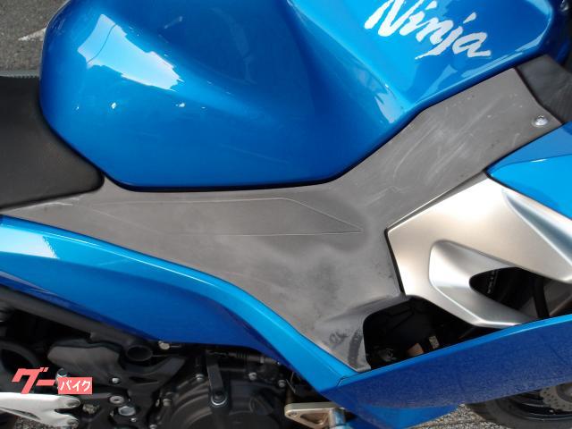 カワサキ Ｎｉｎｊａ　２５０　２０１８年モデル　インジェクション　水冷２気筒エンジン 写真8
