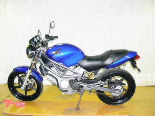 ホンダ ＶＴＲ２５０　２００３年モデル　キャブレター　水冷２気筒エンジン 写真5