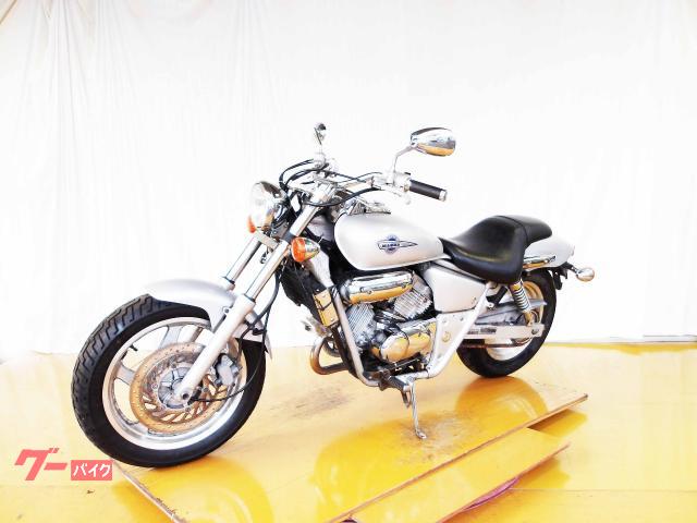 ホンダ Ｖ−ＴＷＩＮ　ＭＡＧＮＡ　１９９４年モデル　キャブレター　水冷２気筒エンジン 写真4