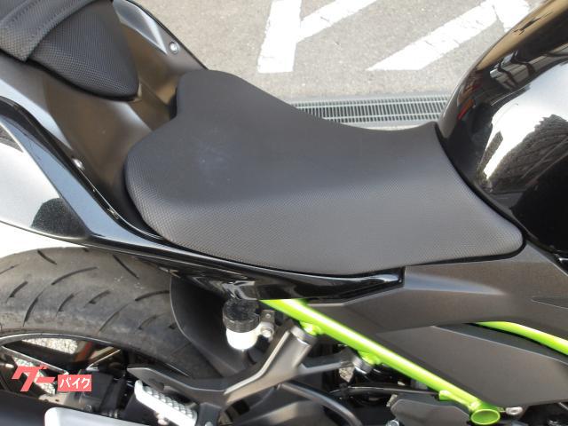 カワサキ Ｚ４００　２０２３年モデル　ＡＢＳ　ＥＴＣ　インジェクション　水冷２気筒エンジン搭載 写真8
