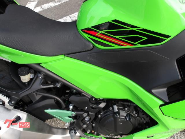カワサキ Ｎｉｎｊａ　４００　２０２３年モデル　ＡＢＳ　インジェクション　水冷２気筒エンジン搭載 写真8