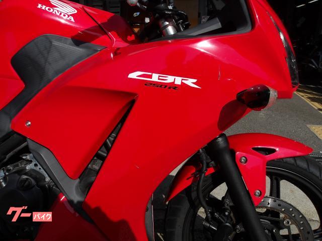 ホンダ ＣＢＲ２５０Ｒ　２０１５年モデル　インジェクション　水冷単気筒エンジン 写真13