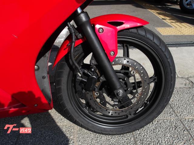 ホンダ ＣＢＲ２５０Ｒ　２０１５年モデル　インジェクション　水冷単気筒エンジン 写真14