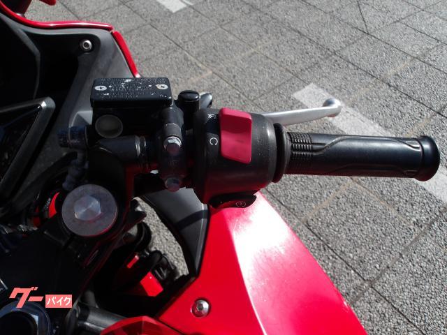 ホンダ ＣＢＲ２５０Ｒ　２０１５年モデル　インジェクション　水冷単気筒エンジン 写真46