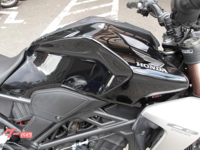 ホンダ ＣＢ２５０Ｒ　２０１９年モデル　ＡＢＳ　インジェクション　水冷単気筒エンジン 写真7