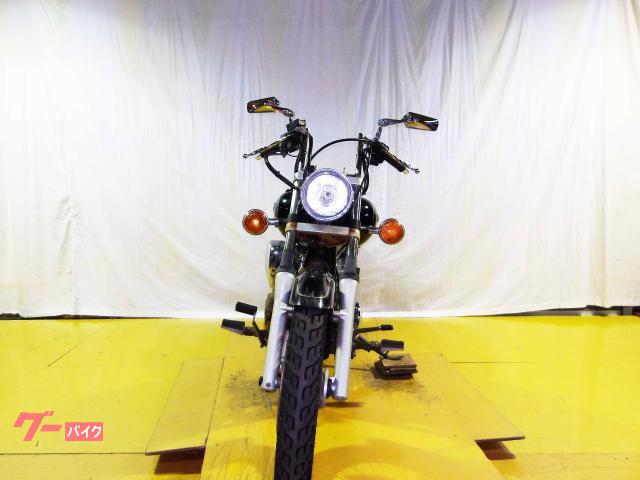 ヤマハ ドラッグスター２５０　２００２年モデル　キャブレター　空冷２気筒エンジン搭載 写真3