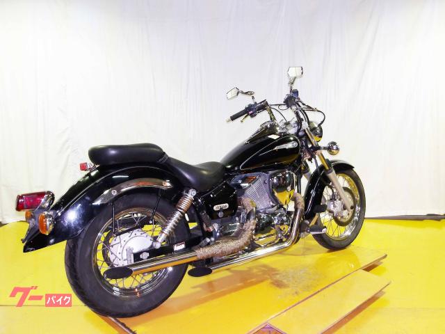 ヤマハ ドラッグスター２５０　２００２年モデル　キャブレター　空冷２気筒エンジン搭載 写真8