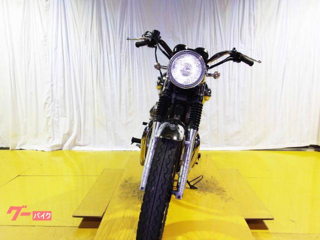 カワサキ Ｗ６５０　２００６年モデル　キャブレター　空冷２気筒エンジン搭載 写真3