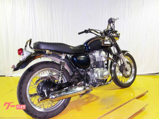 カワサキ Ｗ６５０　２００６年モデル　キャブレター　空冷２気筒エンジン搭載 写真8