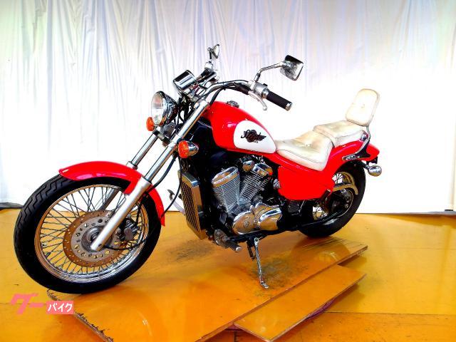 ホンダ スティード４００　１９９４年モデル　キャブレター　水冷２気筒エンジン搭載 写真4