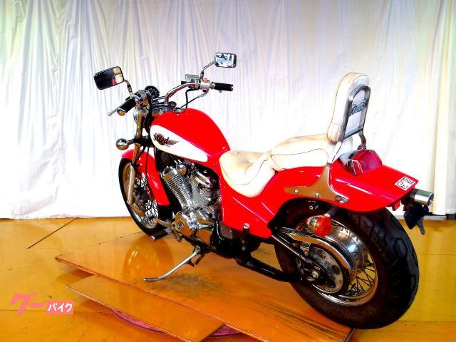 ホンダ スティード４００　１９９４年モデル　キャブレター　水冷２気筒エンジン搭載 写真6