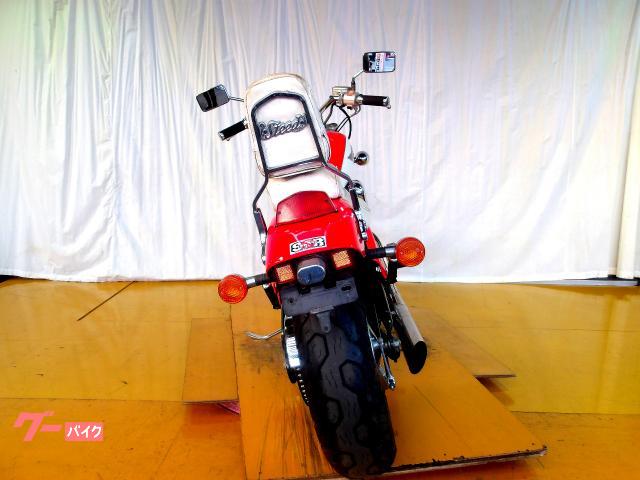 ホンダ スティード４００　１９９４年モデル　キャブレター　水冷２気筒エンジン搭載 写真7