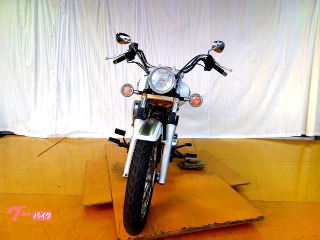 ヤマハ ドラッグスター２５０　２００７年モデル　キャブレター　空冷２気筒エンジン 写真3