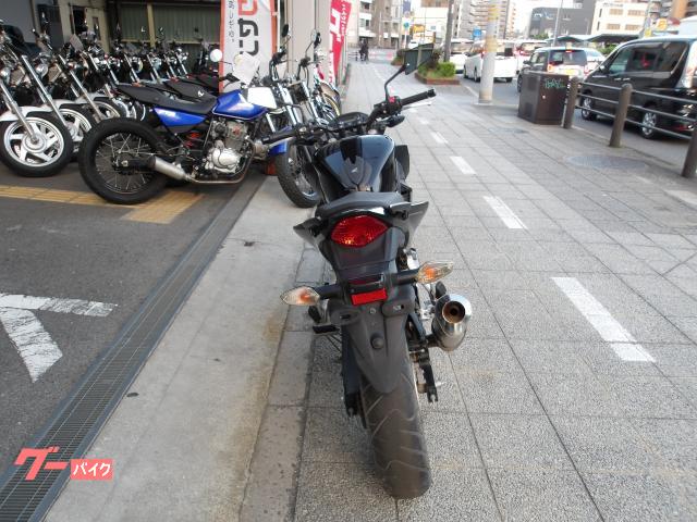 ホンダ ＣＢ２５０Ｆ　インジェクション　水冷単気筒エンジン 写真4