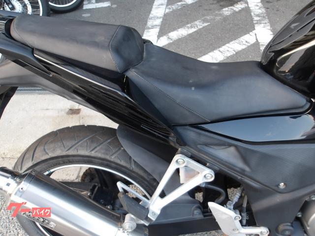 ホンダ ＣＢ２５０Ｆ　インジェクション　水冷単気筒エンジン 写真9