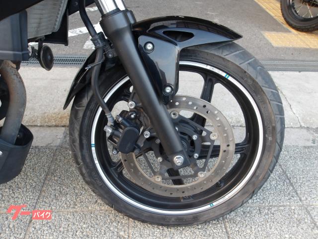 ホンダ ＣＢ２５０Ｆ　インジェクション　水冷単気筒エンジン 写真11
