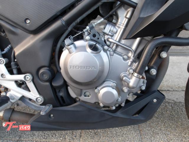 ホンダ ＣＢ２５０Ｆ　インジェクション　水冷単気筒エンジン 写真13