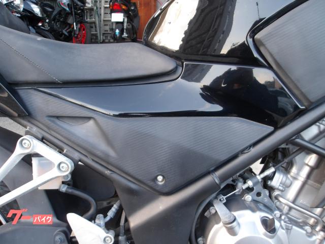 ホンダ ＣＢ２５０Ｆ　インジェクション　水冷単気筒エンジン 写真14