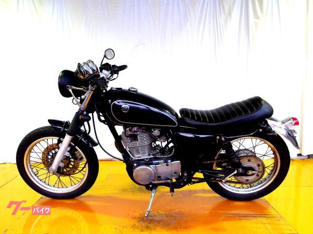 ヤマハ SR400 2006年モデル キャブレター 空冷単気筒エンジン 写真5