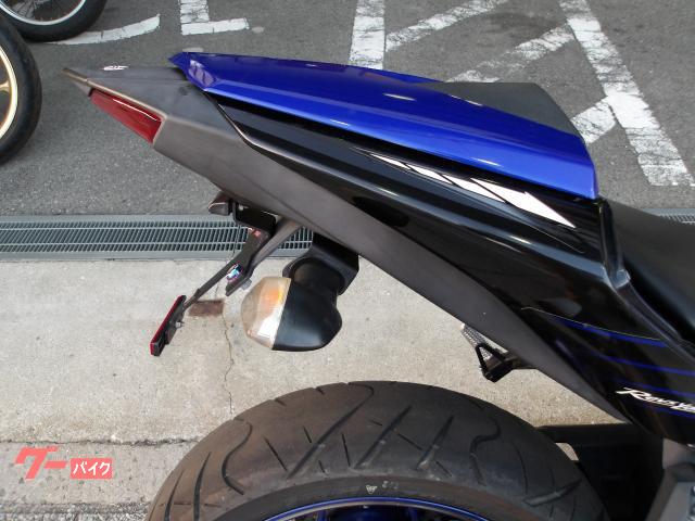 ヤマハ ＹＺＦ−Ｒ２５　２０２０年モデル　ＡＢＳ　インジェクション　水冷２気筒エンジン搭載 写真10