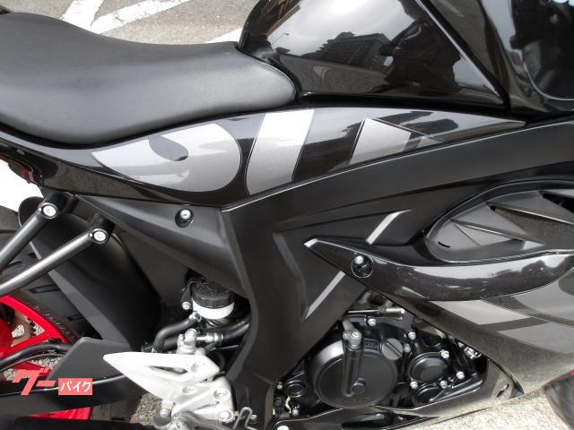 スズキ ＧＳＸ−Ｒ１２５　ワンオーナー車　２０２０年モデル　水冷単気筒エンジン 写真9