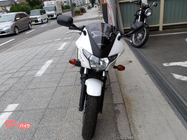 ホンダ ＶＴＲ２５０Ｆ　２０１５年モデル　インジェクション　水冷２気筒エンジン搭載 写真3