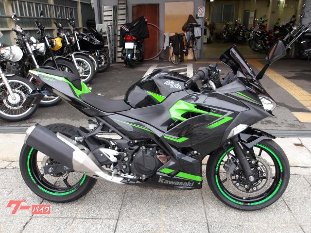 カワサキ Ｎｉｎｊａ　４００　２０１９年モデル　ＡＢＳ　インジェクション　水冷２気筒エンジン搭載