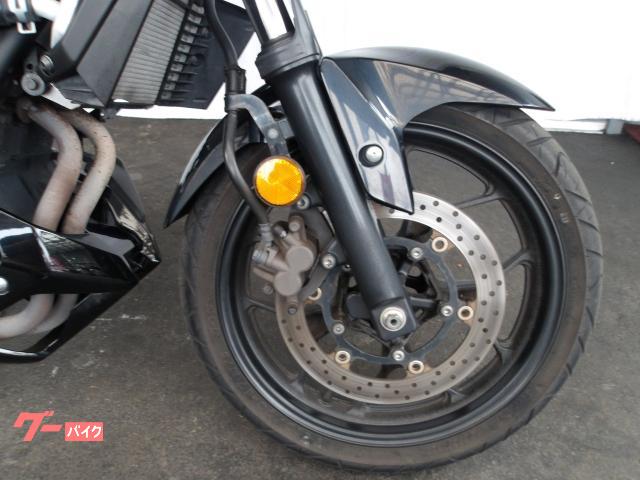 ヤマハ ＭＴ−２５　２０１８年モデル　アクラポサイレンサーインジェクション　水冷２気筒エンジン搭載 写真10