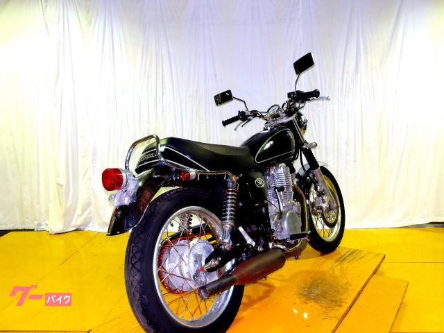 ヤマハ ＳＲ４００　２００５年モデル　キャブレター　空冷単気筒エンジン 写真8