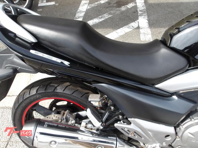 スズキ ＧＳＲ２５０　２０１２年モデル　インジェクション　水冷２気筒エンジン搭載 写真8