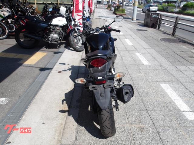 ホンダ ＣＢＲ２５０Ｒ　２０１３年モデル　インジェクション　水冷単気筒エンジン搭載 写真4