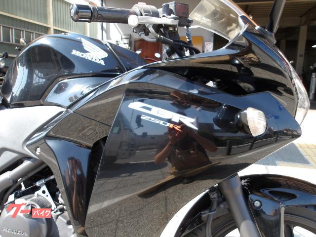 ホンダ ＣＢＲ２５０Ｒ　２０１３年モデル　インジェクション　水冷単気筒エンジン搭載 写真12