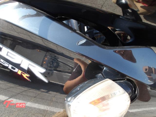 ホンダ ＣＢＲ２５０Ｒ　２０１３年モデル　インジェクション　水冷単気筒エンジン搭載 写真13