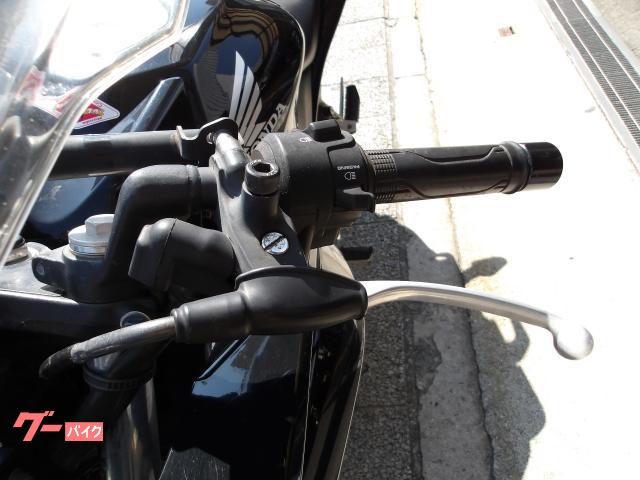 ホンダ ＣＢＲ２５０Ｒ　２０１３年モデル　インジェクション　水冷単気筒エンジン搭載 写真24