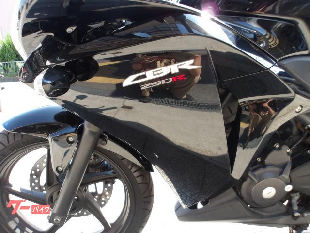 ホンダ ＣＢＲ２５０Ｒ　２０１３年モデル　インジェクション　水冷単気筒エンジン搭載 写真35
