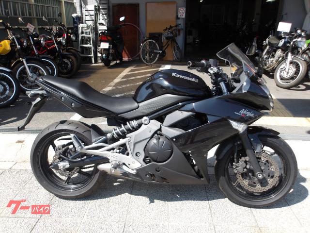カワサキ Ｎｉｎｊａ　４００Ｒ　２０１１年モデル　インジェクション　水冷２気筒エンジン搭載