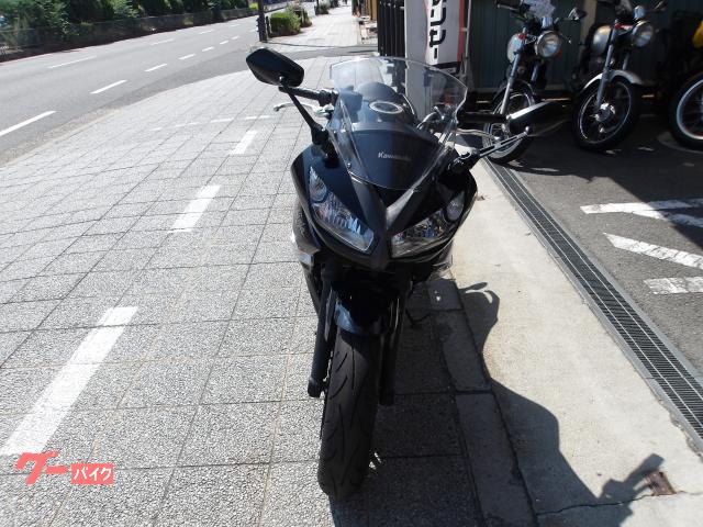 カワサキ Ｎｉｎｊａ　４００Ｒ　２０１１年モデル　インジェクション　水冷２気筒エンジン搭載 写真2