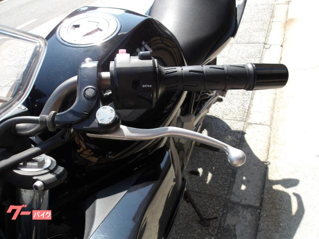 カワサキ Ｎｉｎｊａ　４００Ｒ　２０１１年モデル　インジェクション　水冷２気筒エンジン搭載 写真25