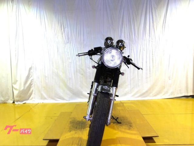 ヤマハ ＳＲ４００　２００３年モデル　キャブレター車　空冷単気筒エンジン 写真3