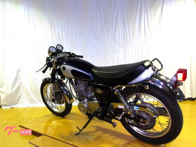 ヤマハ ＳＲ４００　２００３年モデル　キャブレター車　空冷単気筒エンジン 写真6