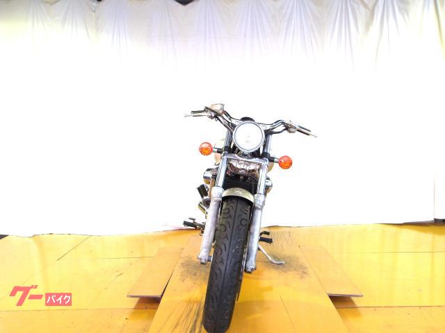 ホンダ Ｖ−ＴＷＩＮ　ＭＡＧＮＡ　Ｓ　キャブレター車　水冷２気筒エンジン搭載 写真3